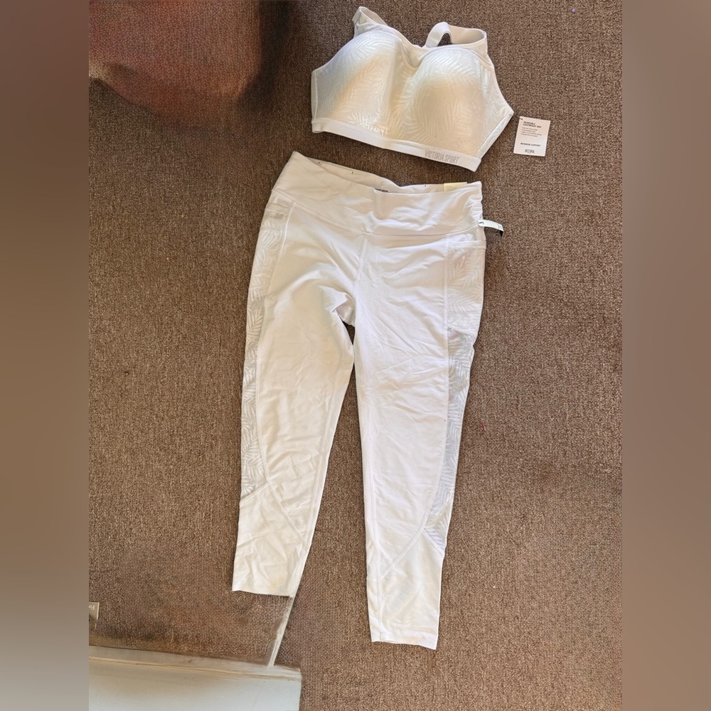 Victoria’s Secret Sport White Leggings + Sports Bra Set (NWT)